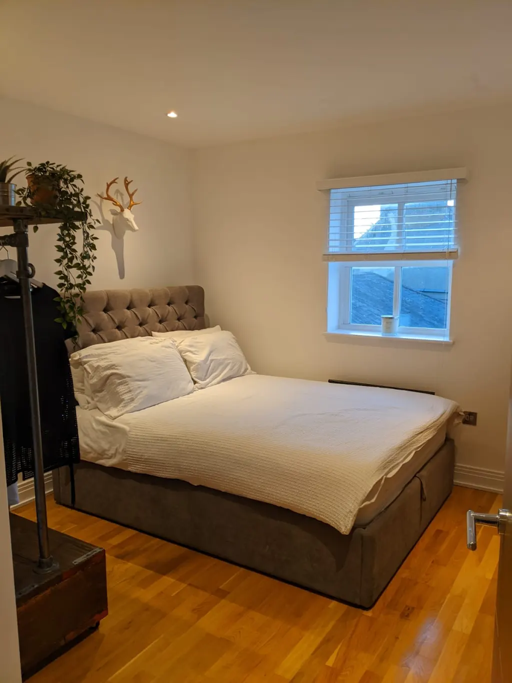 Repainting & redecorating 2