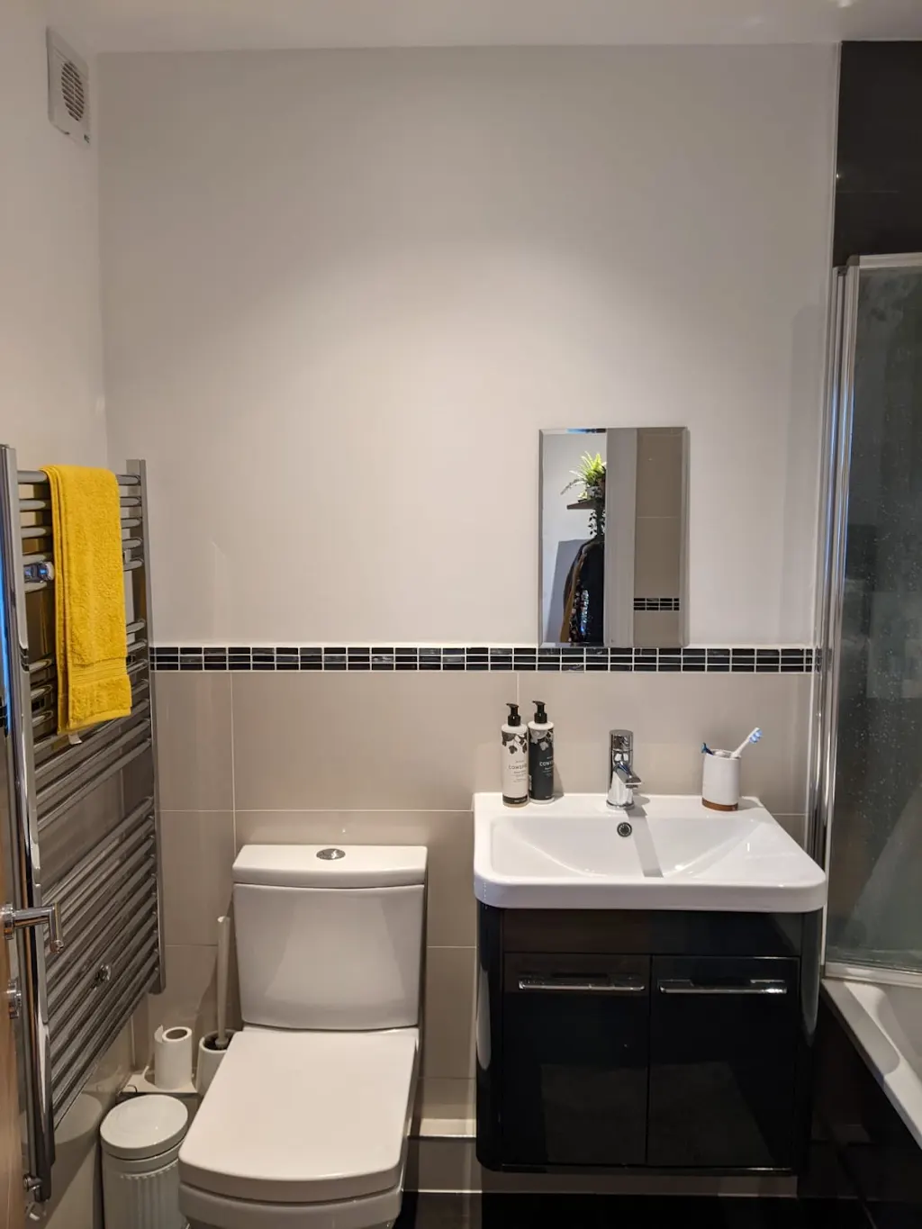 Repainting & redecorating 5